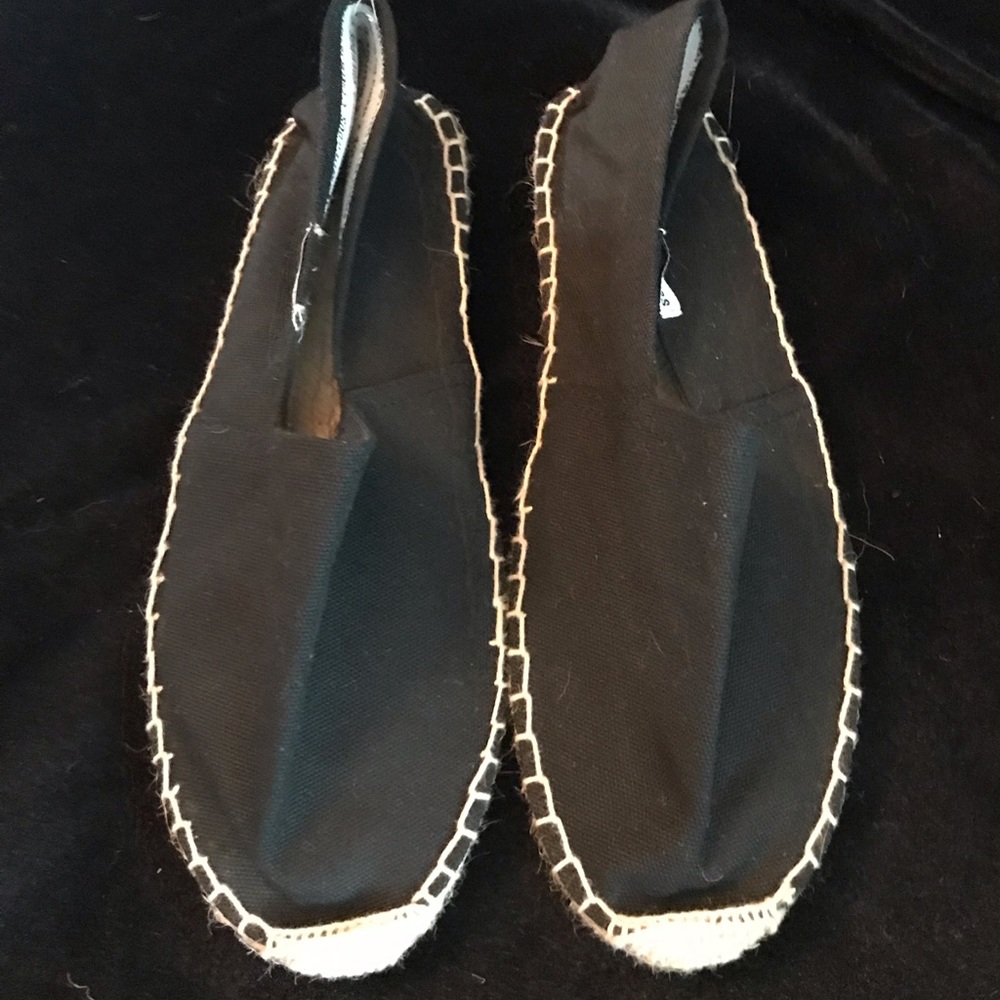 NWOT Soludos flat espadrilles - size 40